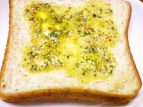 やみつき簡単ガーリックトースト!